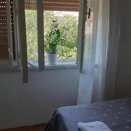House Jan,pula Semesterbostad
